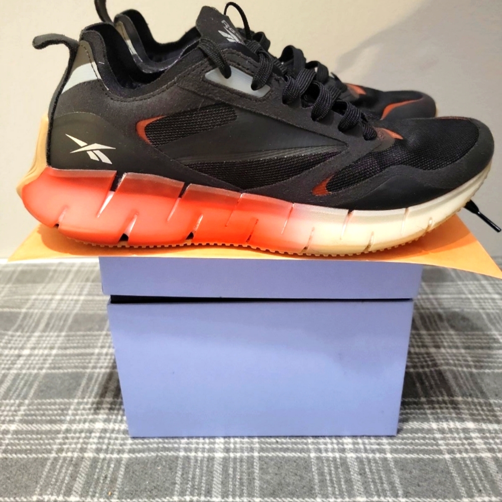 Reebok  Athletic shoes
